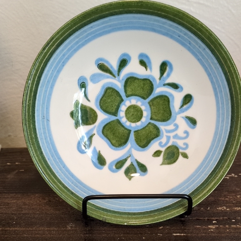 Vintage Royal China Ironstone Blue Green Damsel Pattern Bowl